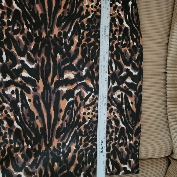 TALBOTS Animal Print LINED Skirt - Picture 5 of 6